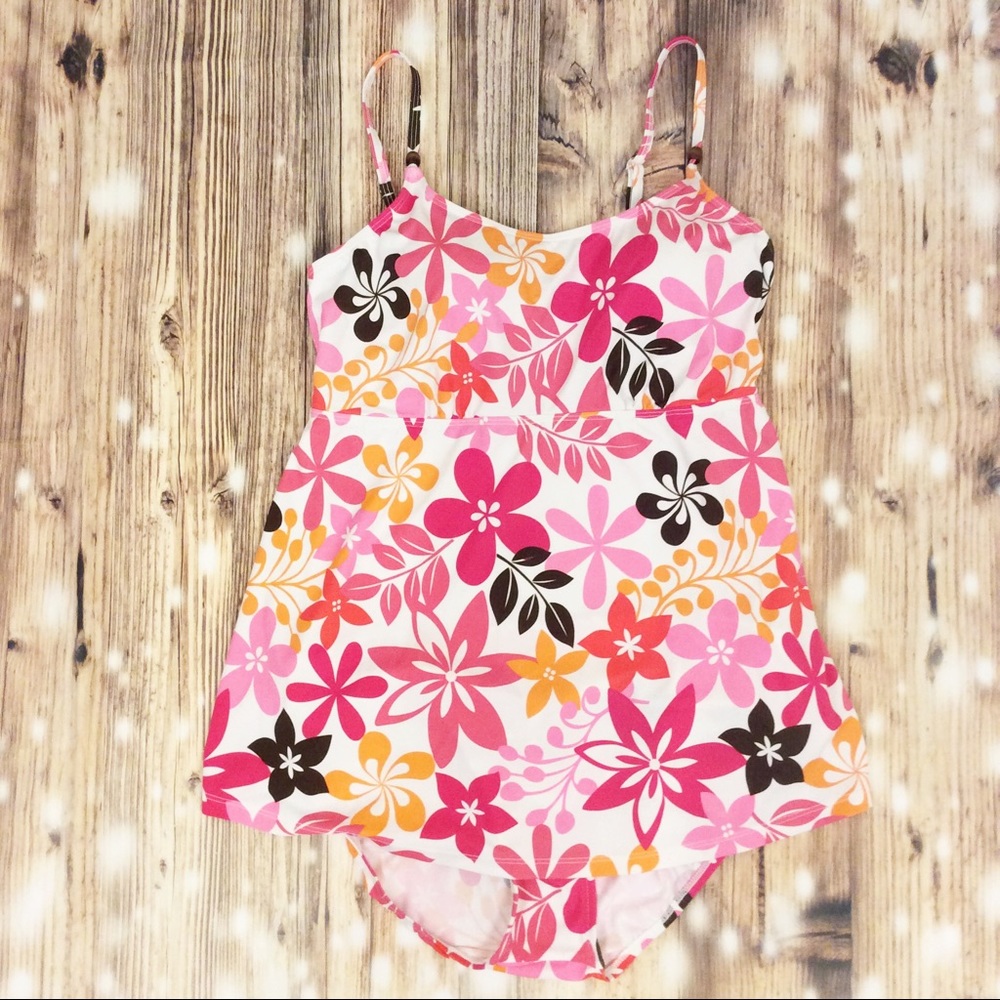 Motherhood Maternity 2pc Tankini with Built in Bra